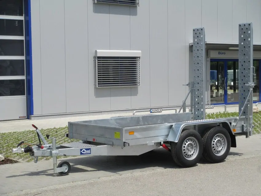 Přepravník stavebních strojů B2732HTP