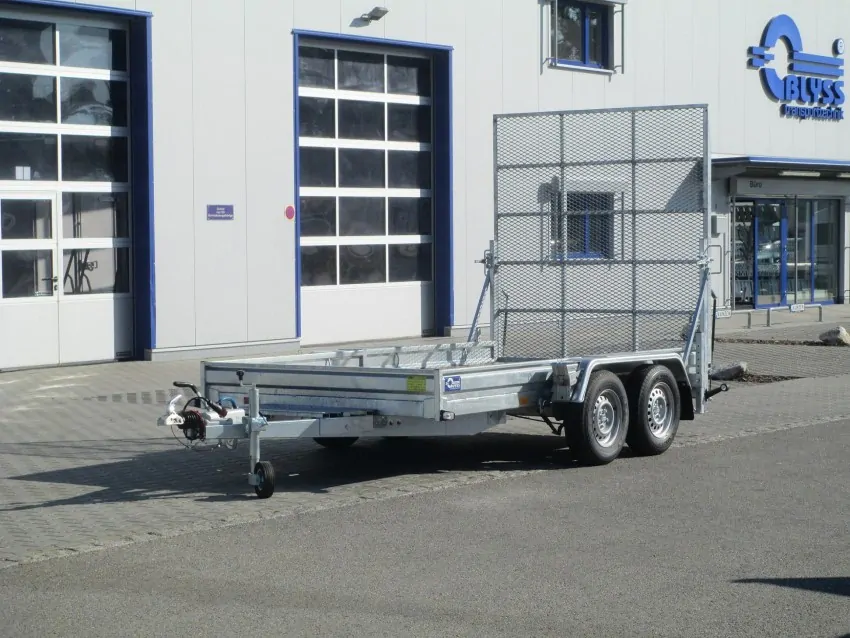 Přepravník stavebních strojů B2732HTP/HK