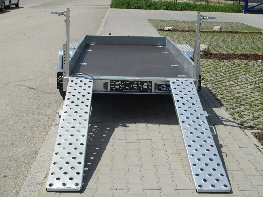 Přepravník stavebních strojů B2732HTP