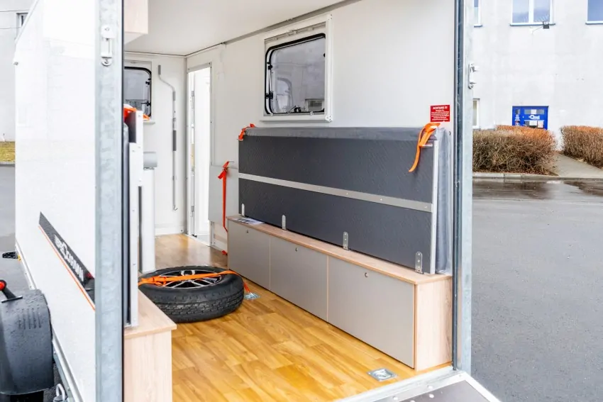 Speedcaravan 421
