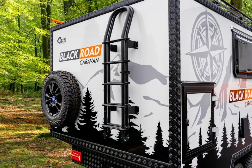 Karavan Blackroad