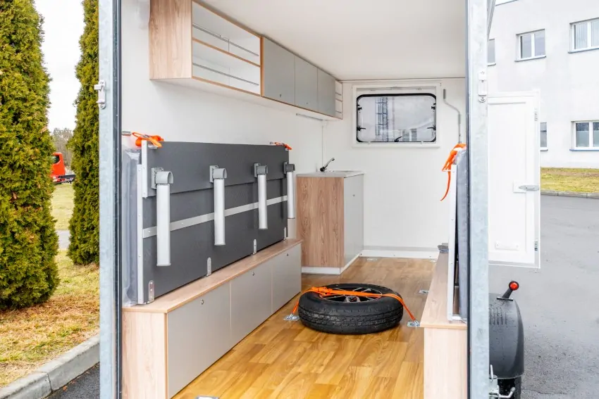 Speedcaravan 421